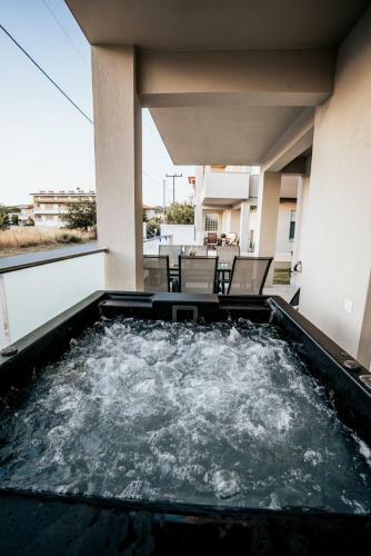Emerald Luxury Apartments