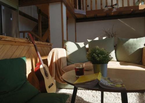 Herme's Hut