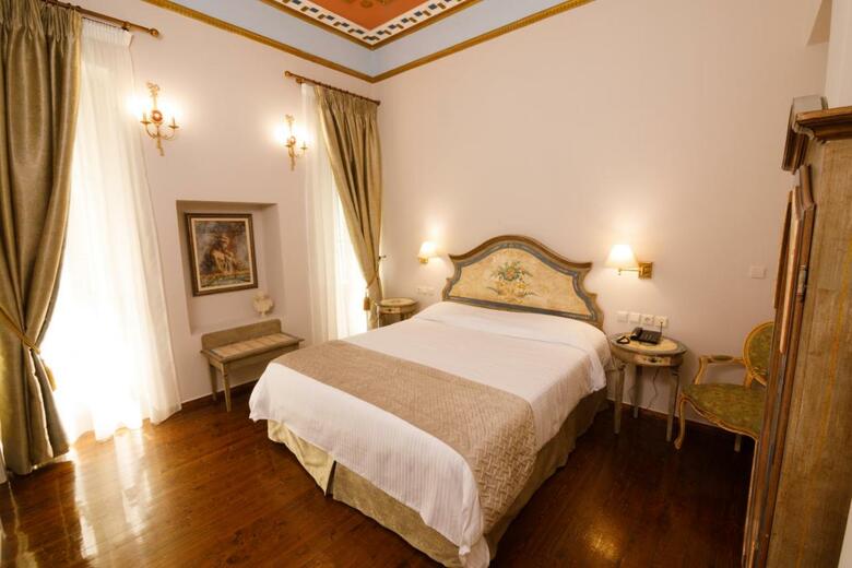 Konstantinos Palaiologos Hotel