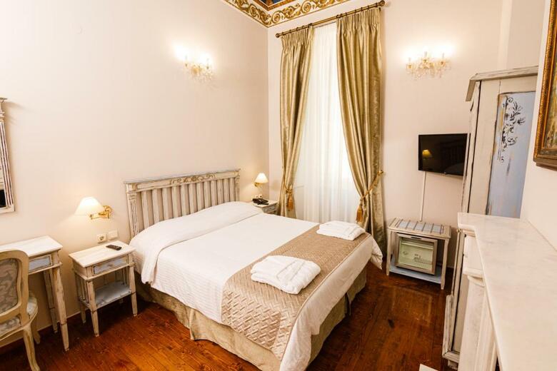 Konstantinos Palaiologos Hotel