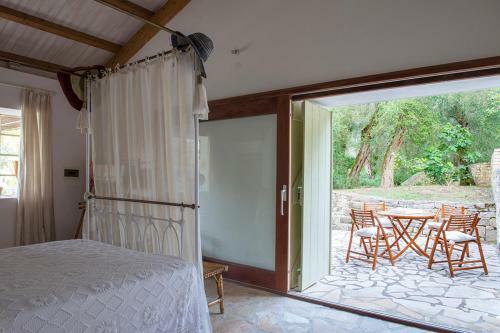 Paxos' Villa - Pool & AC