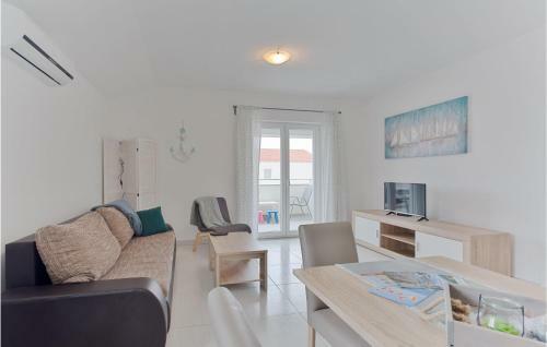 Awesome Apartment In Vrsi Mulo With Wifi And 1 Bedrooms