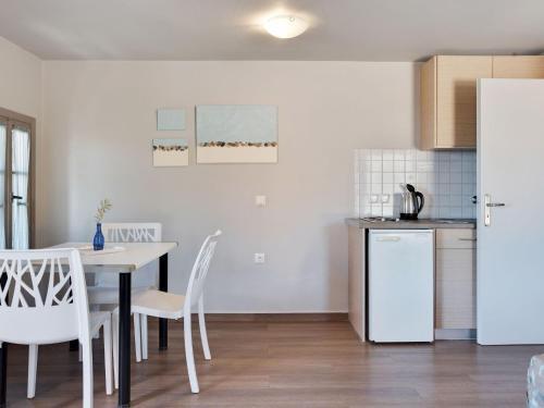 Classy Apartment In Lesvos Island With Swimming Pool