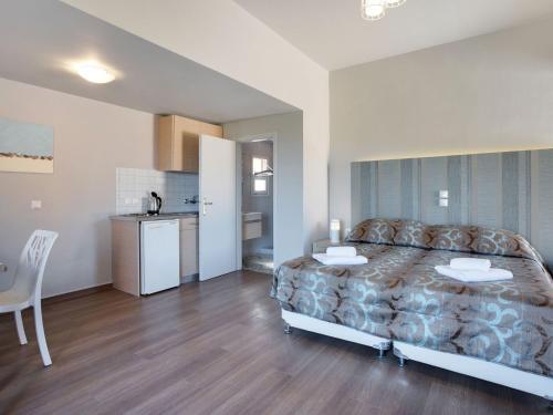 Classy Apartment In Lesvos Island With Swimming Pool