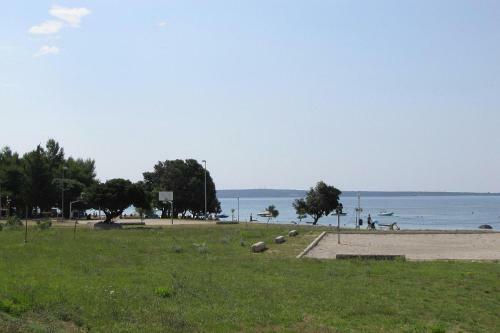 Bungalow Nevenka, Gajac, Near The Beach