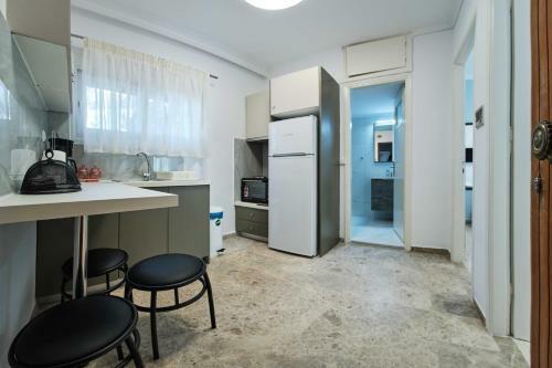Panos Apartments