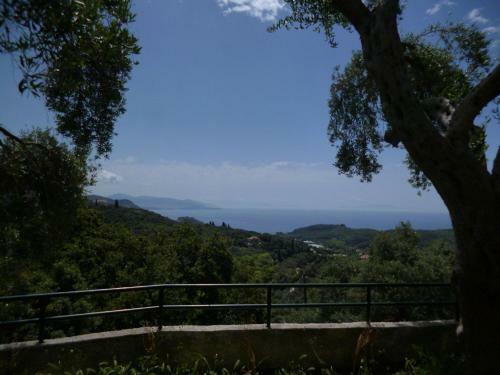 Villa Deskas House. Two Floor Apartment With Excellent View