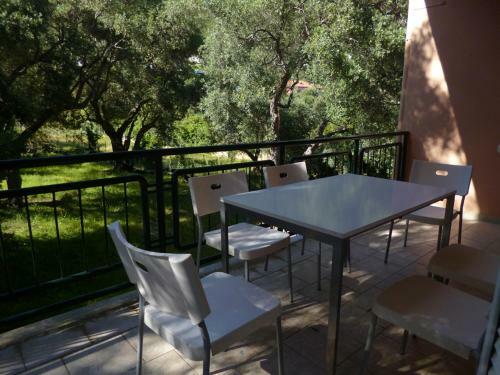 Villa Deskas House. Two Floor Apartment With Excellent View