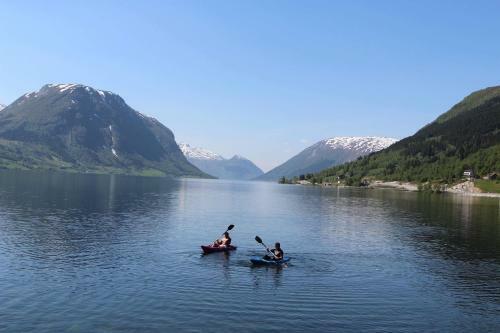 J�lster Holiday Home