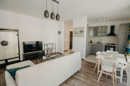 Iris Armonia Modern Apartment