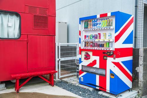 Londonbushotel & Wooddy