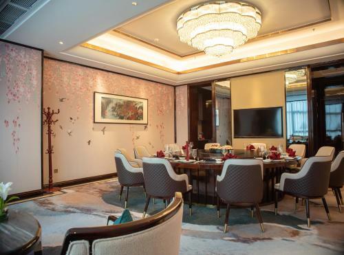 Wyndham Grand Tongren Downtown Hotel