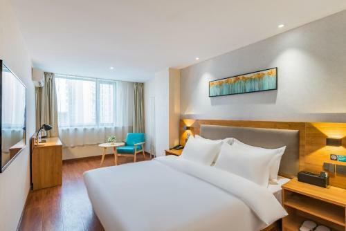 Urba Hotel Huayuan Subway Station