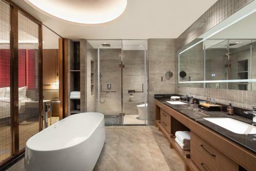 Hotel La Quinta By Wyndham Weifang South