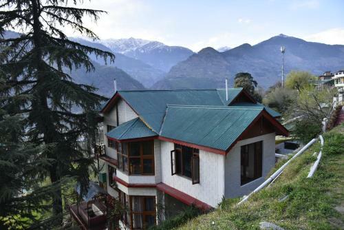 Udaksh House Naggar