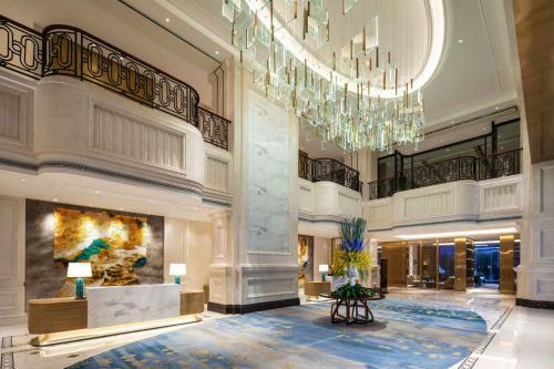 Hotel Ramada Plaza By Wyndham Wuhan Huangpi