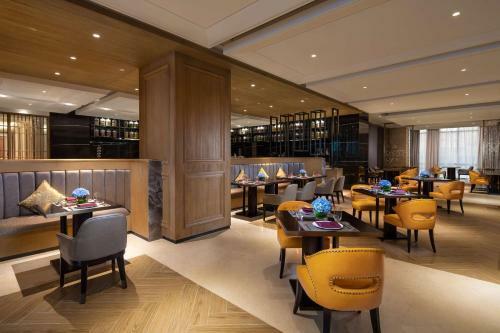 Hotel Ramada Plaza By Wyndham Wuhan Huangpi