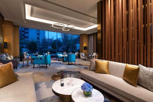 Hotel Ramada Plaza By Wyndham Wuhan Huangpi