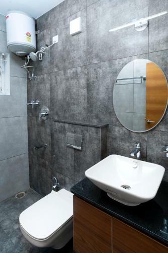 Bliss Serviced Apartment