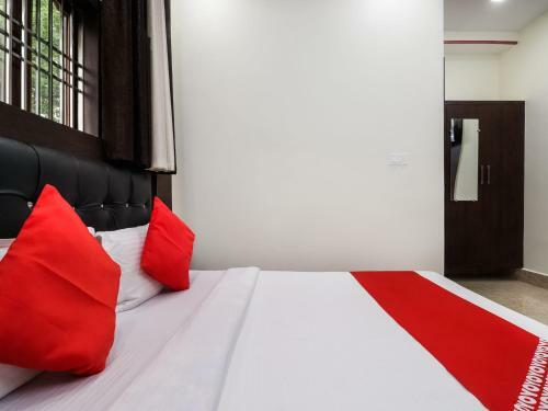 Hotel Collection O 73655 Whispering Oaks