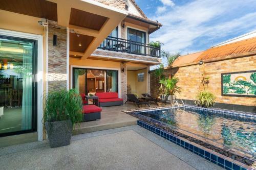 Private Villa Pool