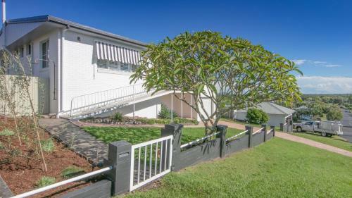 White Rabbit 12 Beach Street Yamba Nsw