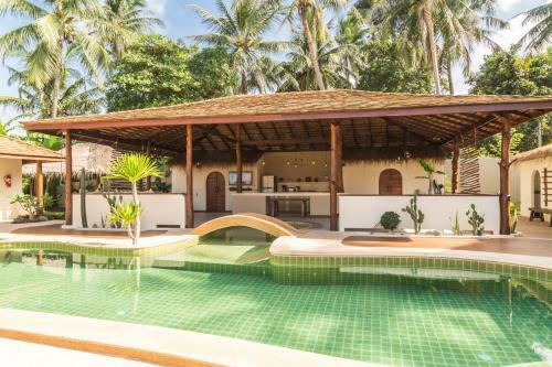 Baan Thamarchat 3 Villas 13 Bedrooms & Shala