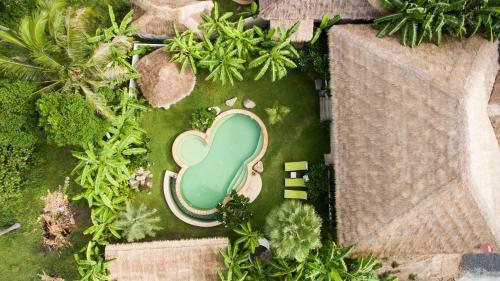 Baan Thamarchat 3 Villas 13 Bedrooms & Shala