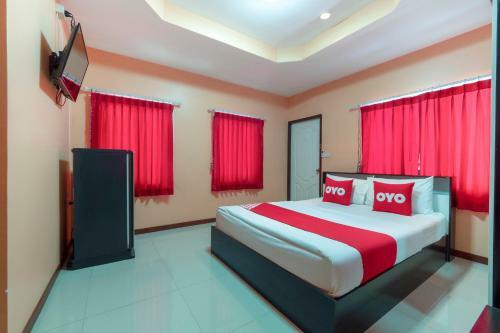 Hotel Vaccinated Staff - Oyo 1166 Train Way Resort