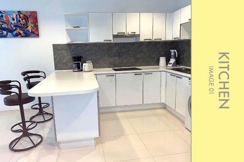 Apartamento Stylish Condo W. Pool View 2f