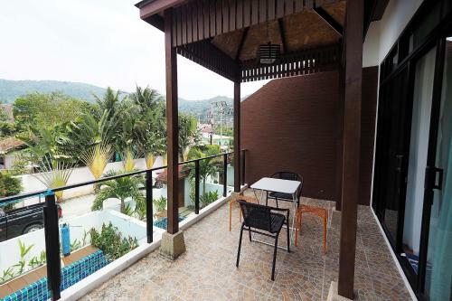 Kamala West Villas By Lofty