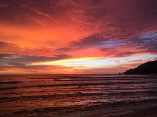 Walk 700m To Kamala Beach Comfortable And Spacious Two-story Villa