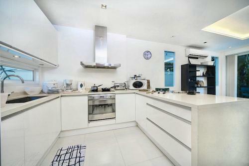 Walk 700m To Kamala Beach Comfortable And Spacious Two-story Villa