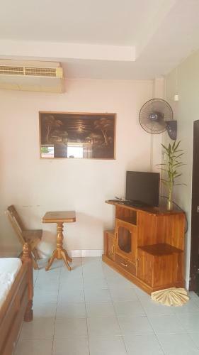 Hostal Niracha Chaweng House