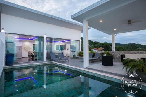 Azur Luxurious Villa 4 Br Ocean View