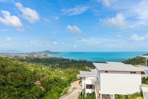 Emerald Villa 3 Br Sea Views
