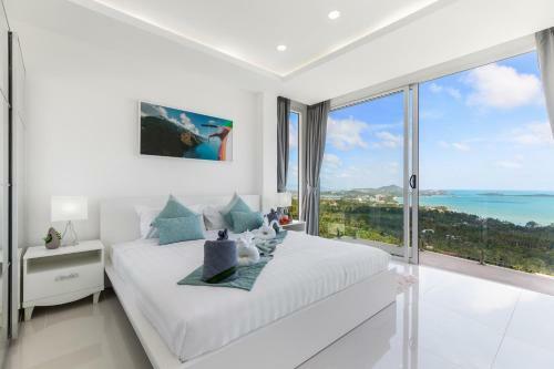Emerald Villa 3 Br Sea Views