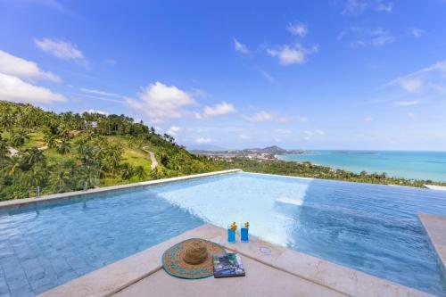 Emerald Villa 3 Br Sea Views