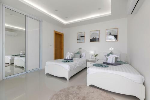 Chaweng Noi Luxury Morden Style 4-br Dream Villa