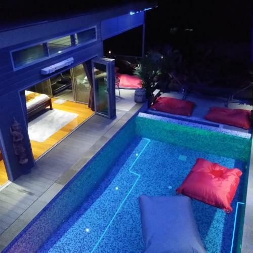 Stunning Villa With Ocean Views And Free Car