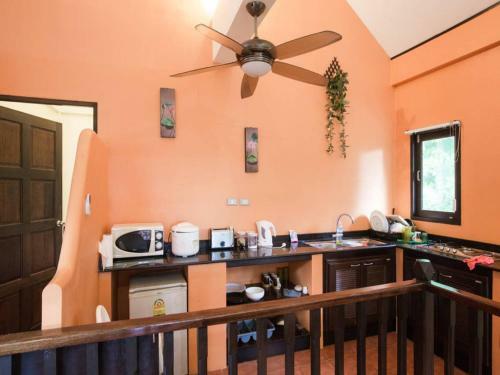 3 Bedroom Seafront Villa With Bay View Koh Phangan