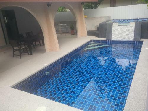 Hotel Villa Rosa With Private Pool And Jacuzzi