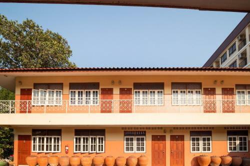 Hotel Vaccinated Staff - Oyo 645 Baan Ruangrungroj