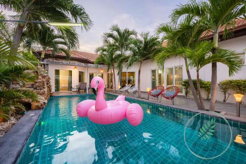 Majestic Residence Pool Villa 4 Bedrooms Private Beach