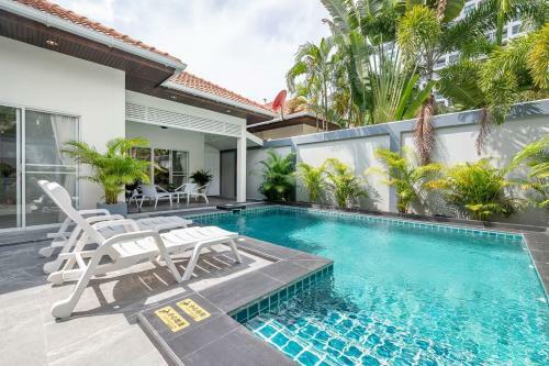 Majestic Residence Pool Villas Private Beach Pattaya
