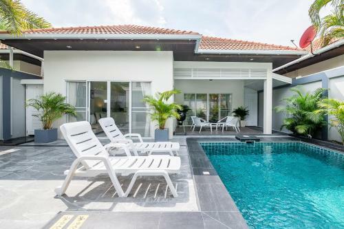 Majestic Residence Pool Villas Private Beach Pattaya