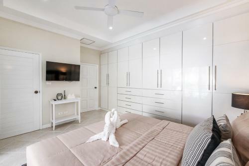 Majestic Residence Pool Villas Private Beach Pattaya