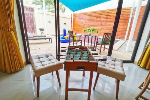 Anb Poolvilla 3br Walk Private Beach In Pratamnak