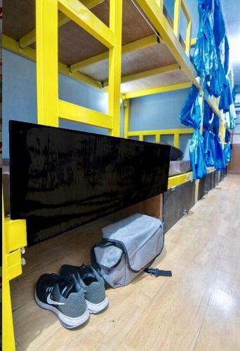 Vr Hostel