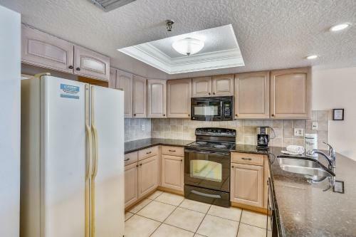 Sand Dollar 107 Gorgeous Beachfront Views, Pool, Bbq, Pier